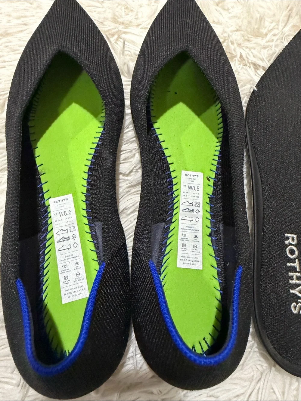 Rothy’s The Point II - Size 8.5 - black